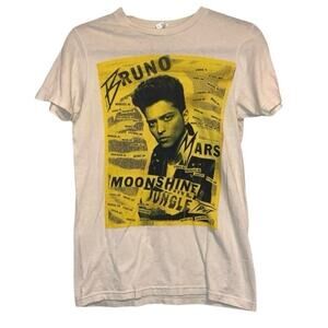 Bruno Mars Moonshine Jungle Graphic Tee Shirt Small Concert Band Tee